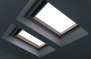 Accessoires Velux pour fenêtre de toit : lesquels choisir ?